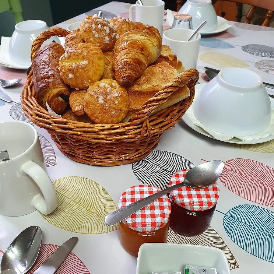 Chambres Dhotes Numero 1 Châteaulin Frühstückspension